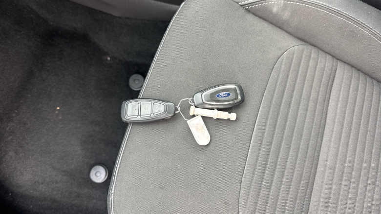 Ford Kuga 2.0 TDCi Titanium Edition 5dr 2WD Diesel Estate